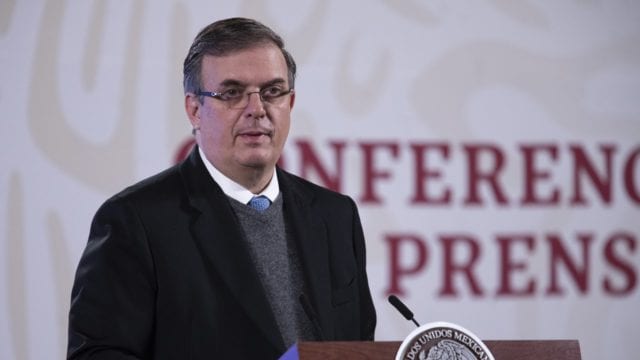 Ebrard garantiza el acceso a vacunas contra la COVID-19