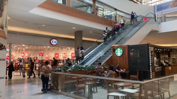 Con un aforo de 20% y una estancia permitida de 30 minutos, reabren centros comerciales de CDMX