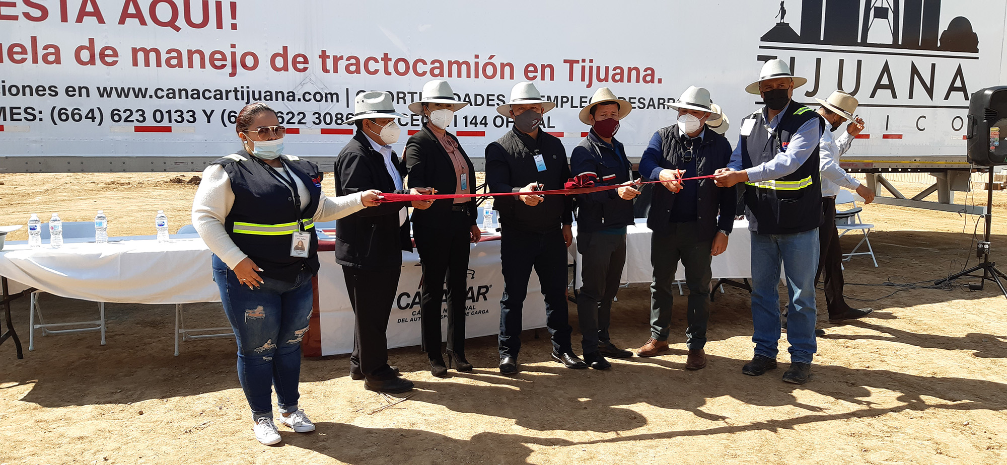 Formalizan alianza para profesionalizar al sector transportista de carga en Tijuana 