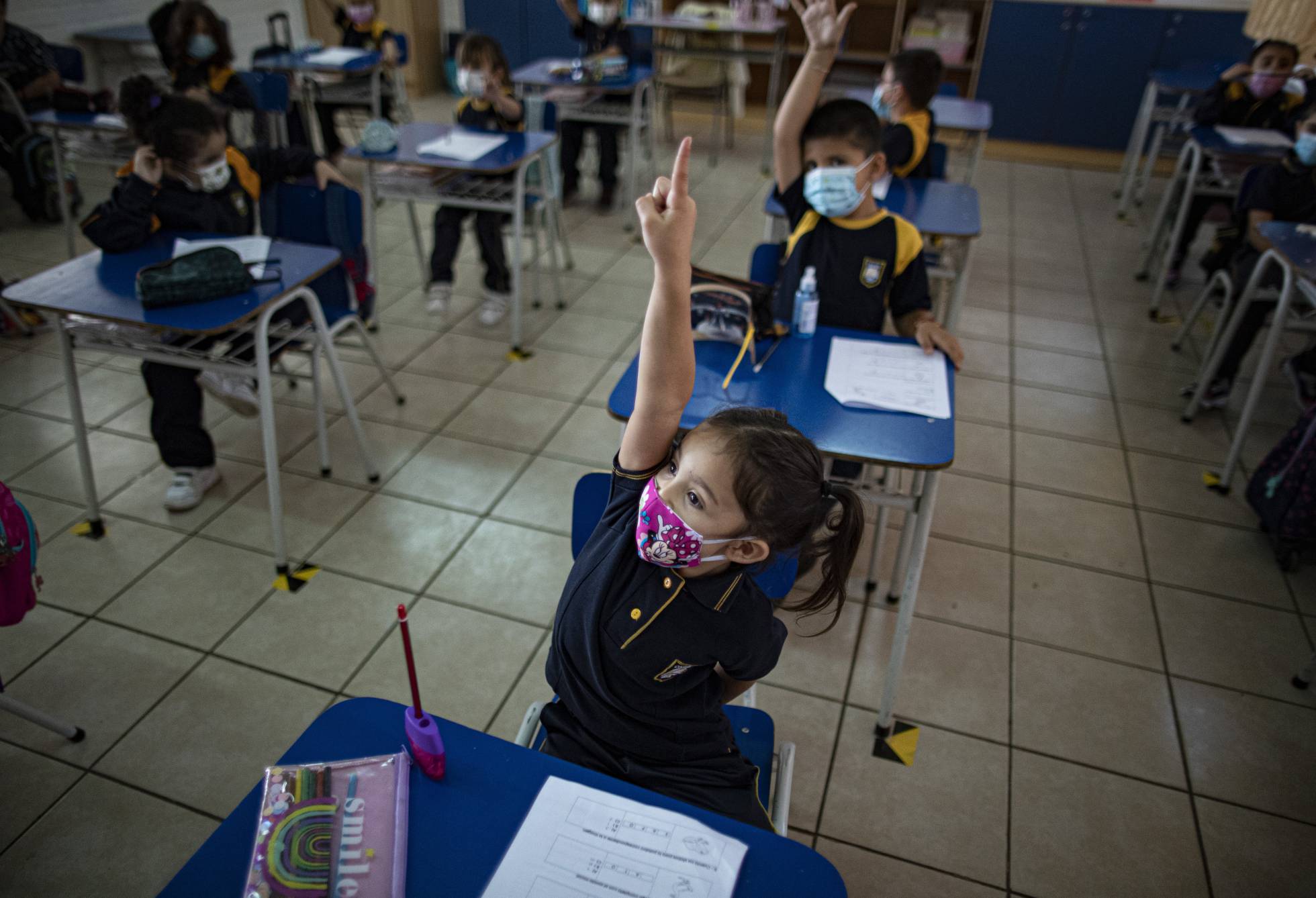 AMLO quiere reiniciar clases presenciales antes de que termine ciclo escolar