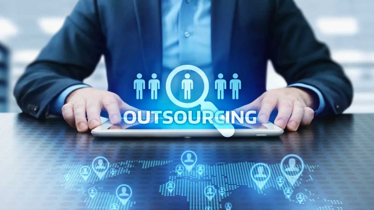 Analizarán posibles soluciones para las empresas en temas de outsourcing