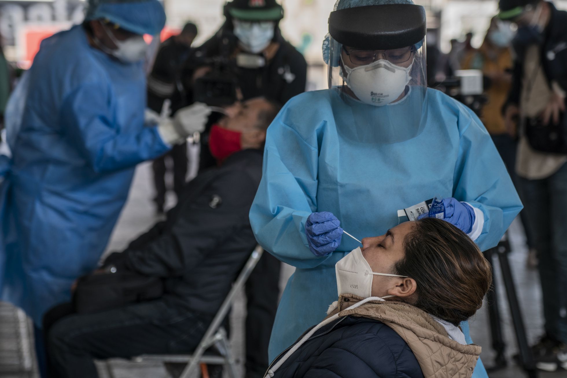 México llega a las 218,173 muertes por COVID-19 en una jornada con récord de vacunación: Salud