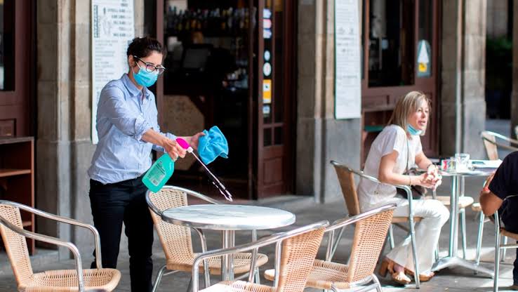 Llama Canirac a no saturar restaurantes por el Día de las Madres