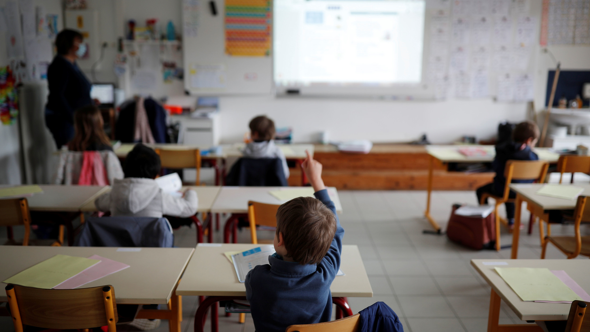 Será hasta el fin de semana cuando se conozca cuántas escuelas abrirán el lunes   