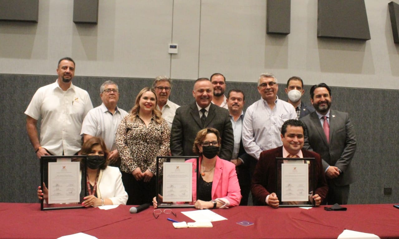 Reconoce Canirac a autoridades del sector salud por su apoyo durante la pandemia