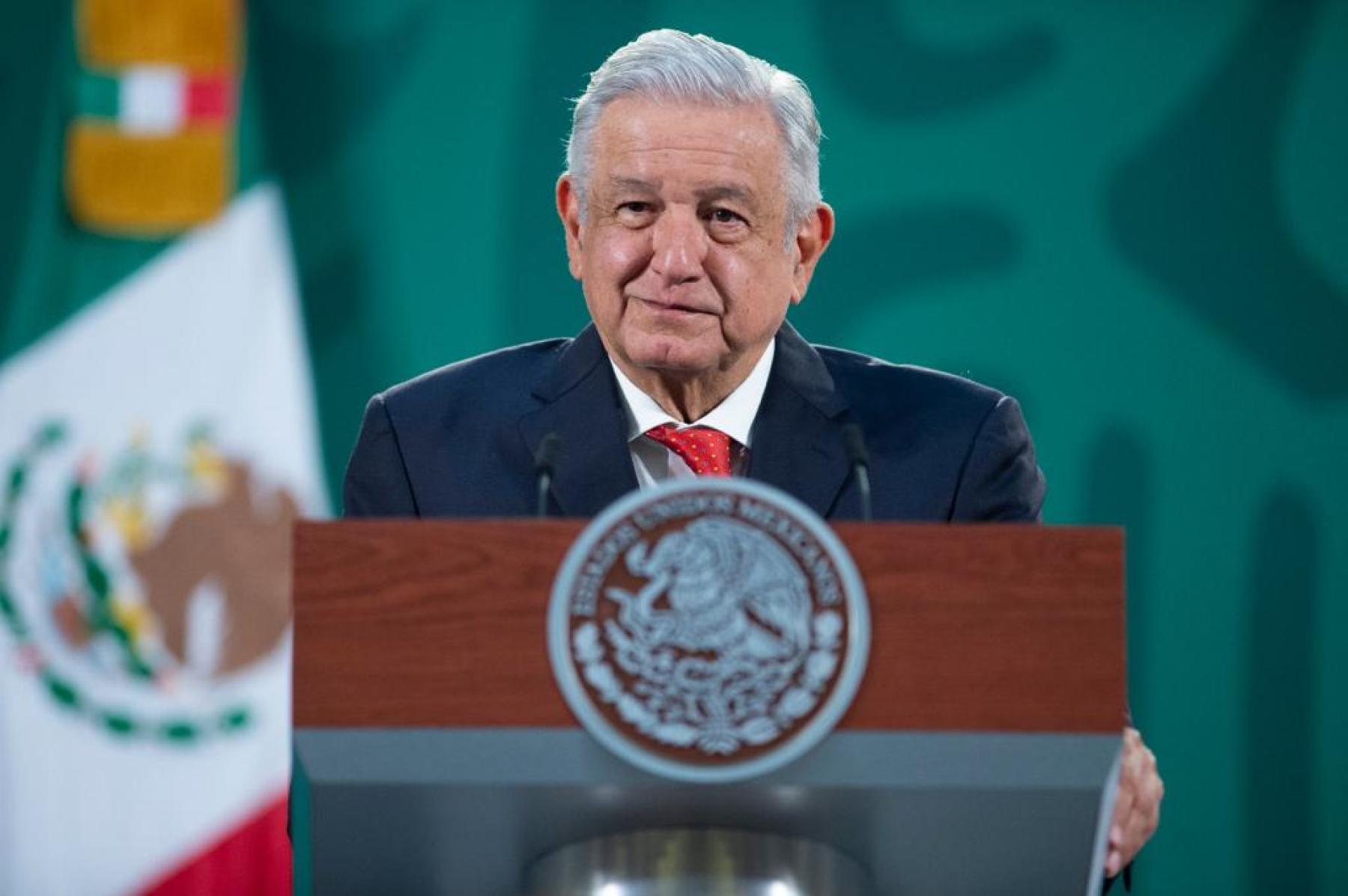 El Gobierno de López Obrador admite por primera vez una tercera ola de contagios de coronavirus en México