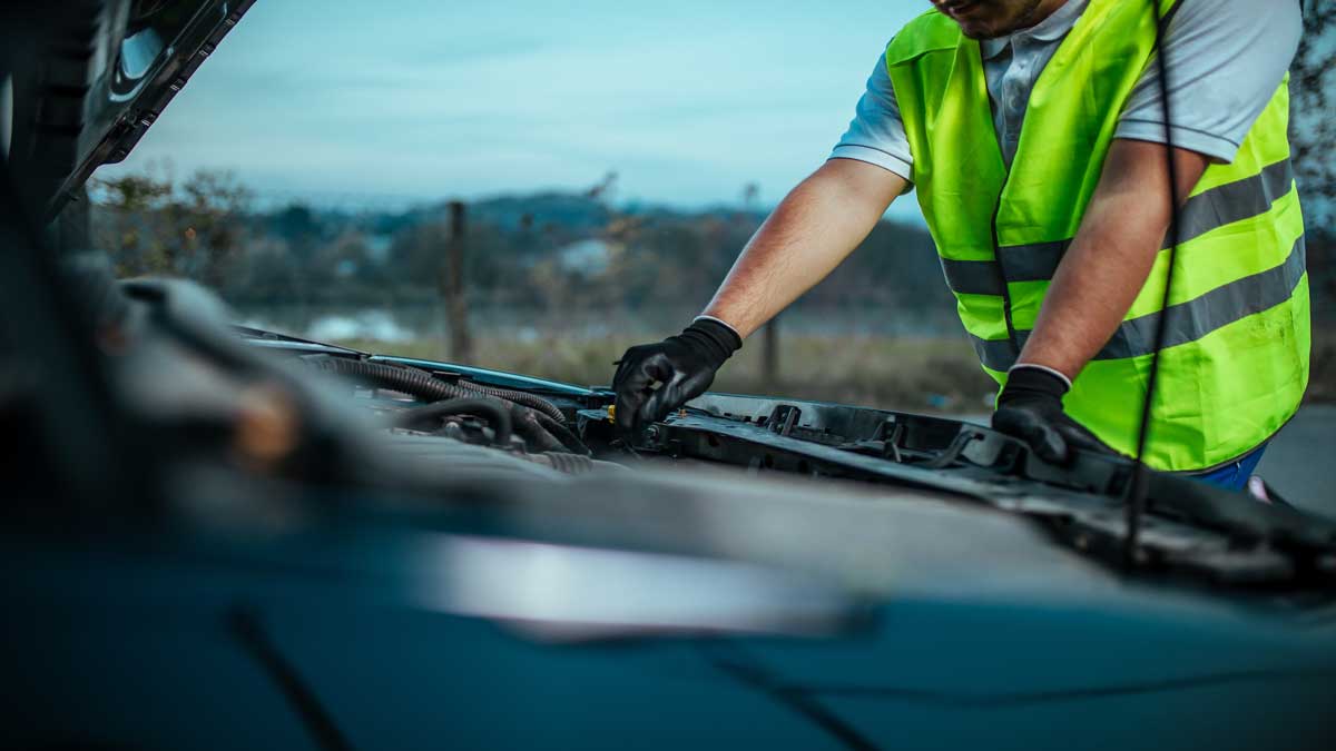 Profeco llama a revisión a autos Toyota y Subaru por fallas