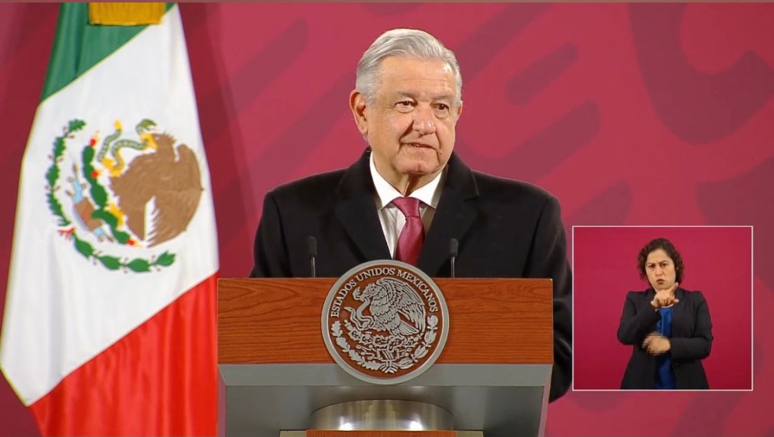 AMLO dice que se analizará aplicar un refuerzo de vacuna anticovid en el país