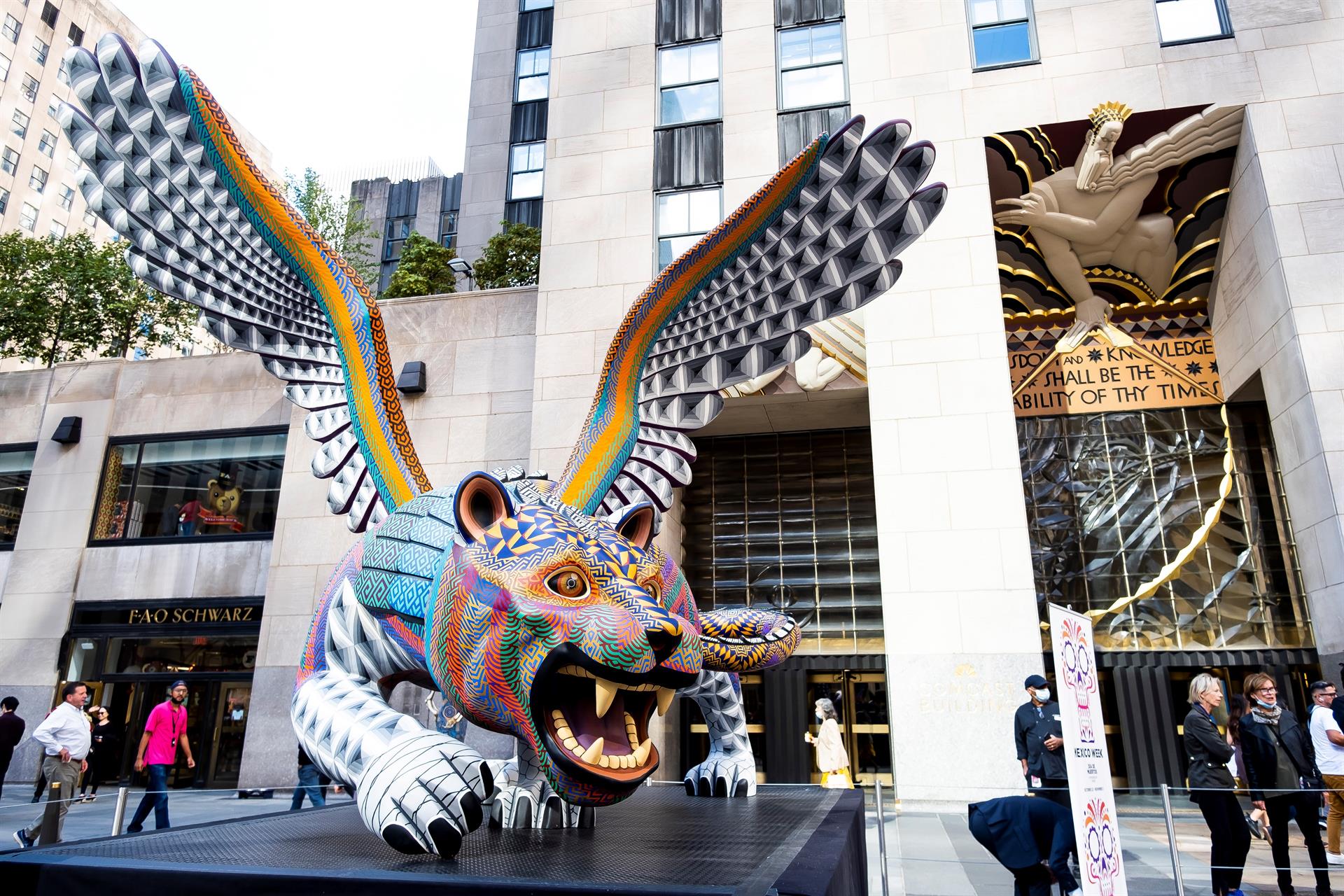 Alebrijes gigantes de Oaxaca conquistan las calles de Nueva York