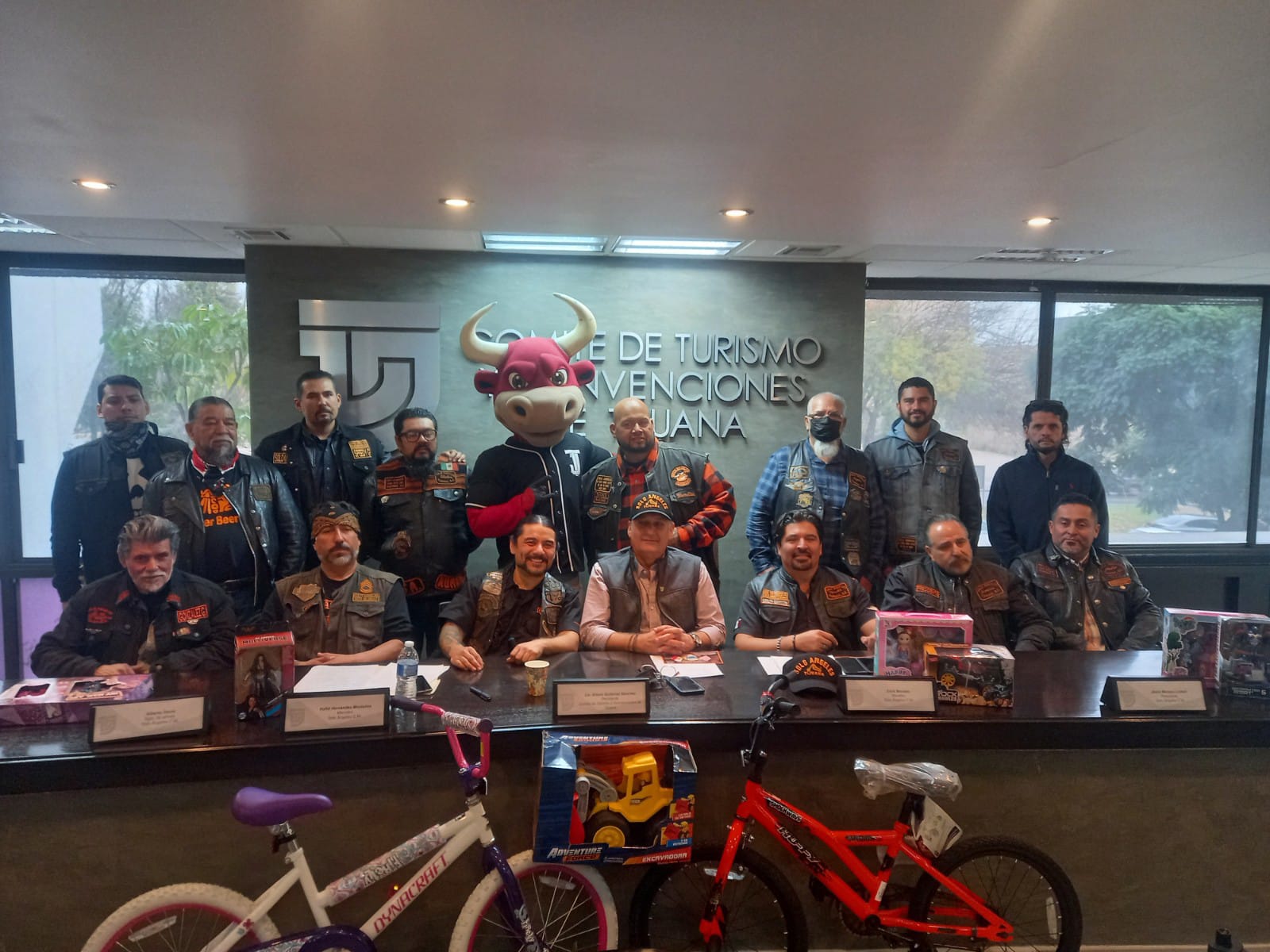 Llevarán regalos y sonrisas a los niños de Tijuana en la 36 edición del «Toy Run»