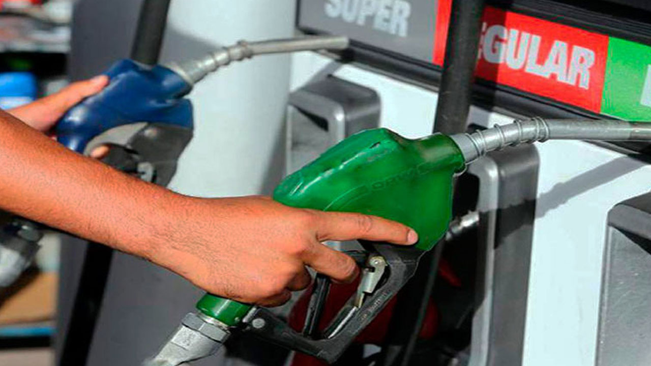 Generan esquema para evitar incrementos a los precios de los combustibles