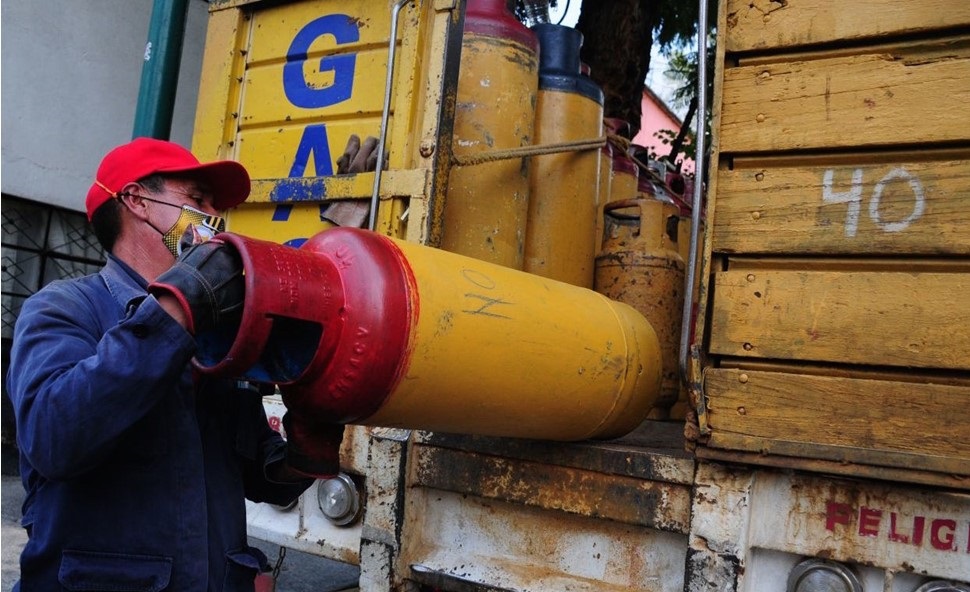 Precio del gas LP aumentará 6.4% en promedio nacional