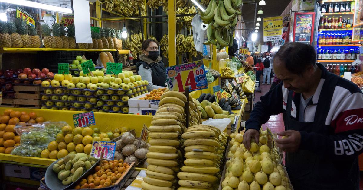 Hogares más pobres destinan la mitad de su ingreso a alimentos