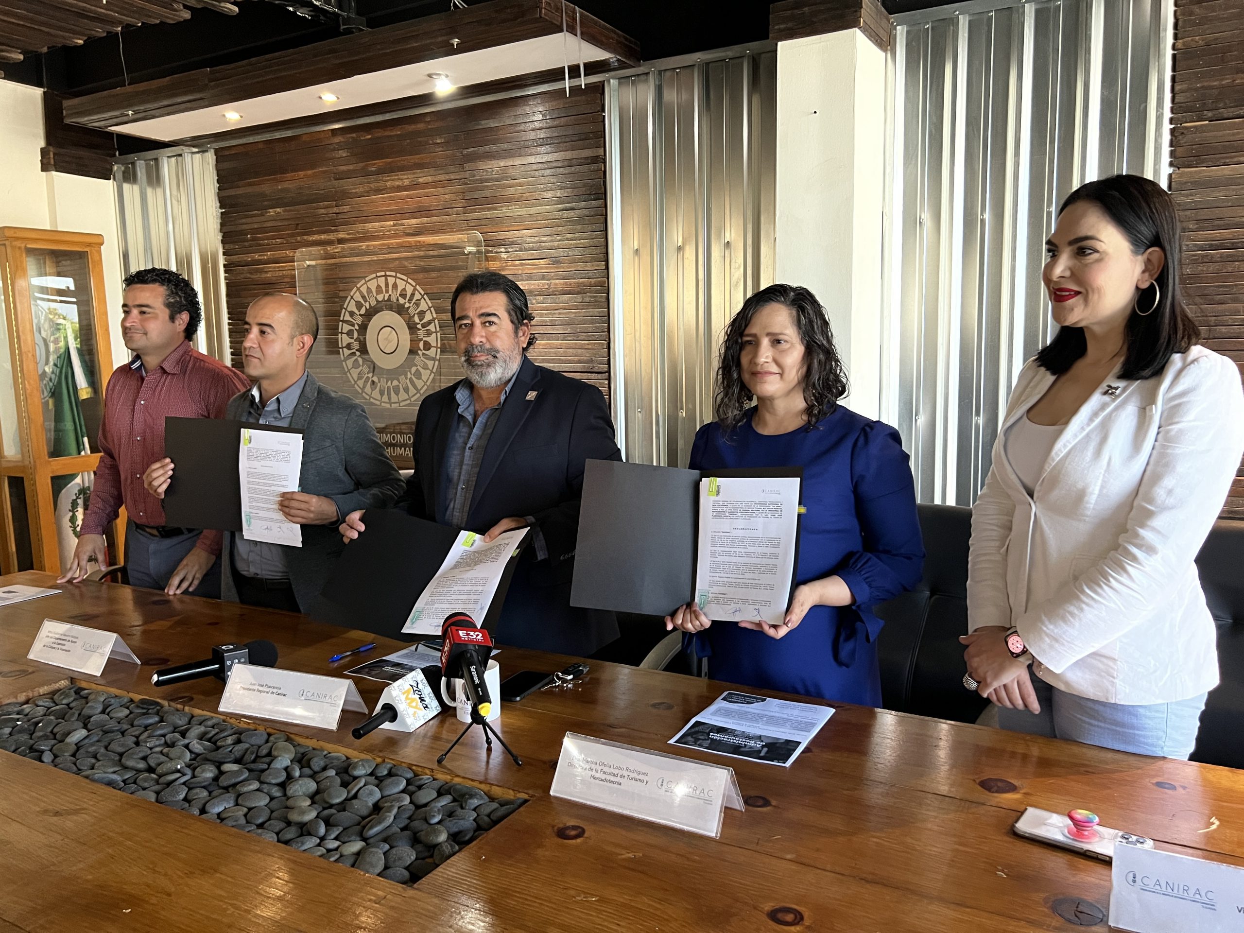 Impulsan Canirac y UABC la profesionalización del sector restaurantero con firma de convenio   