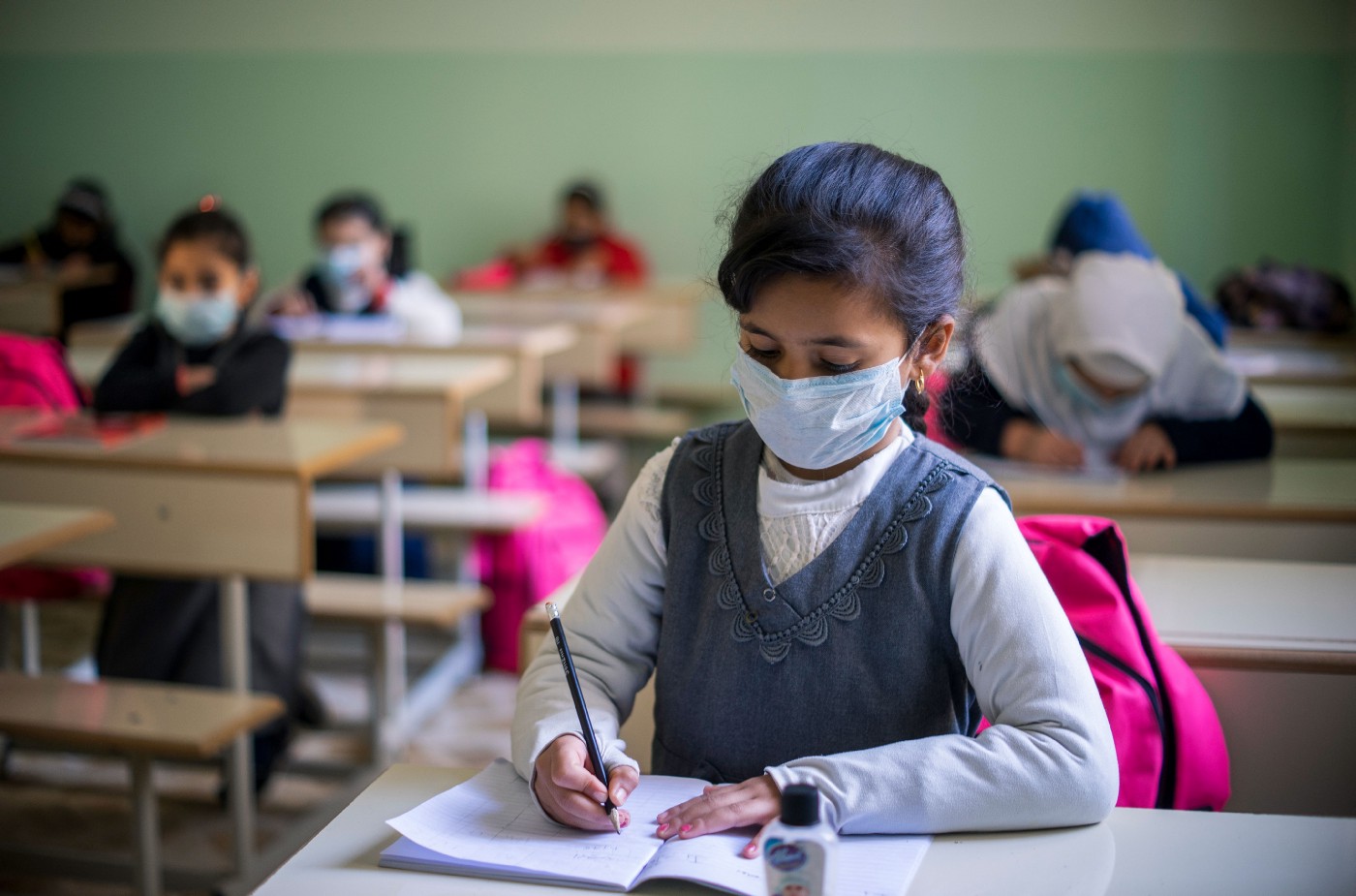 Nuevo León: Alumnos irán solo 4 horas a clases por escasez de agua