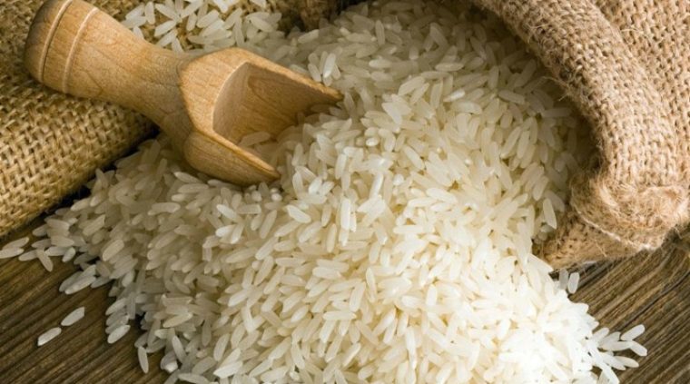 Oferta mundial de arroz, en peligro por clima en países exportadores